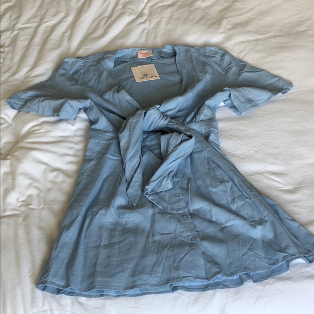 FRONT TIE CUT OUT DRESS